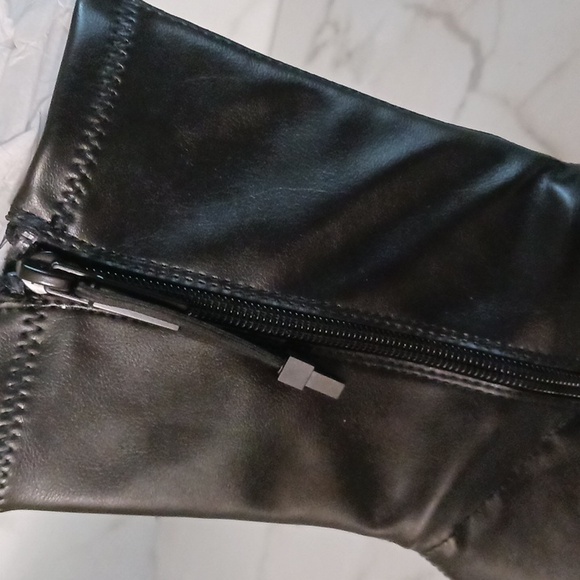 SOLD Zara - Picture 9 of 11